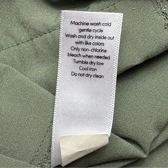 Athleta Sutton Romper Size 10 Green Lightweight Tie Waist Wrinkle Resistant - Picture 14 of 14